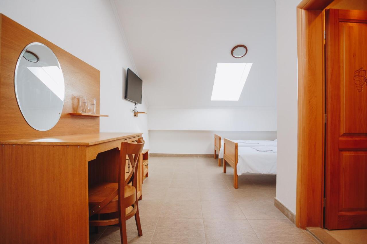 Eco Winery Lipovac Apartments Cetinje Esterno foto