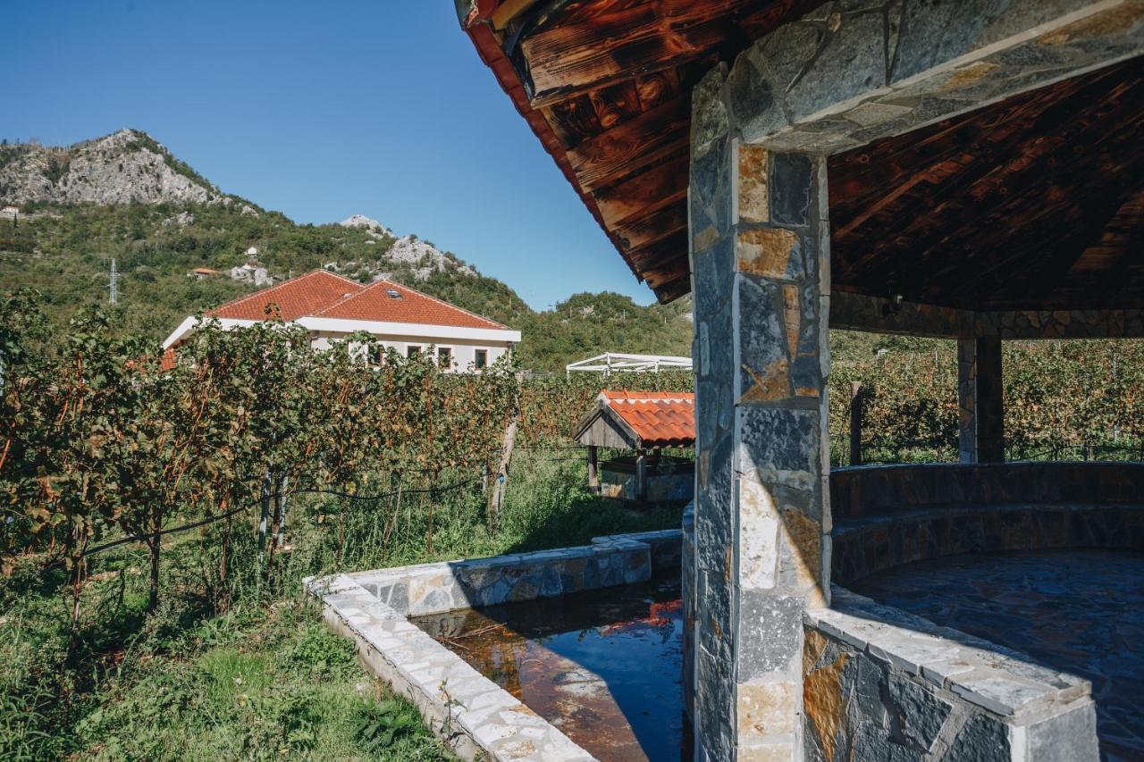 Eco Winery Lipovac Apartments Cetinje Esterno foto